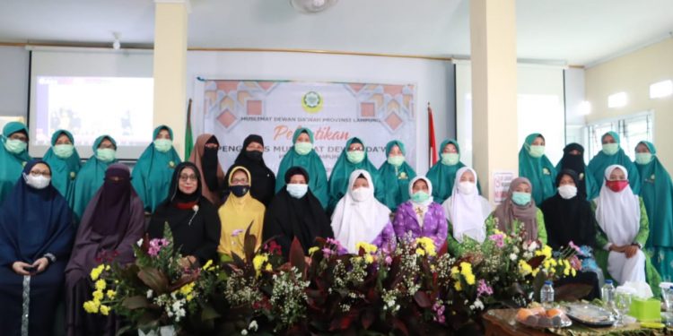 Muslimat Dewan Da’wah Lampung Dilantik, Launching Program 1000 Guru Ngaji 